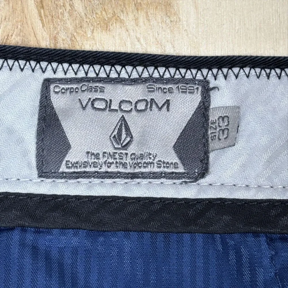 Volcom Shorts Mens 34 Black Chino Flat Front Casual Summer Vmonty Walking Logo